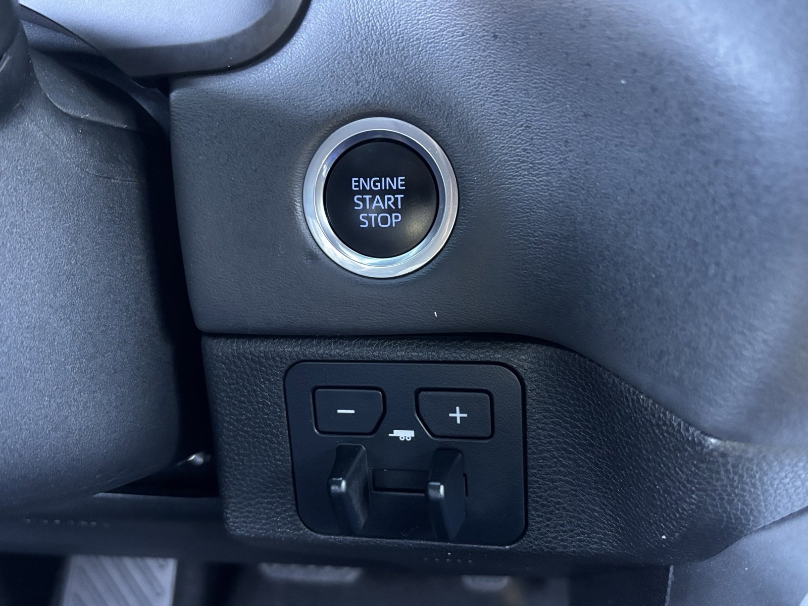 Used 2023 Toyota Tundra Platinum image 24