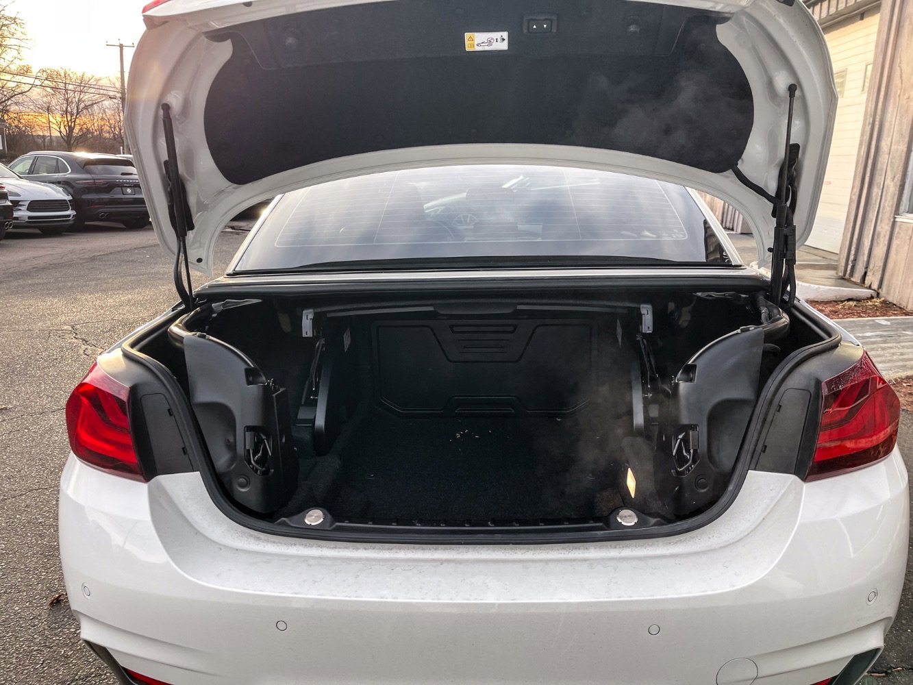 Used 2020 BMW 440i xDrive Convertible w/ M Sport Package image 12