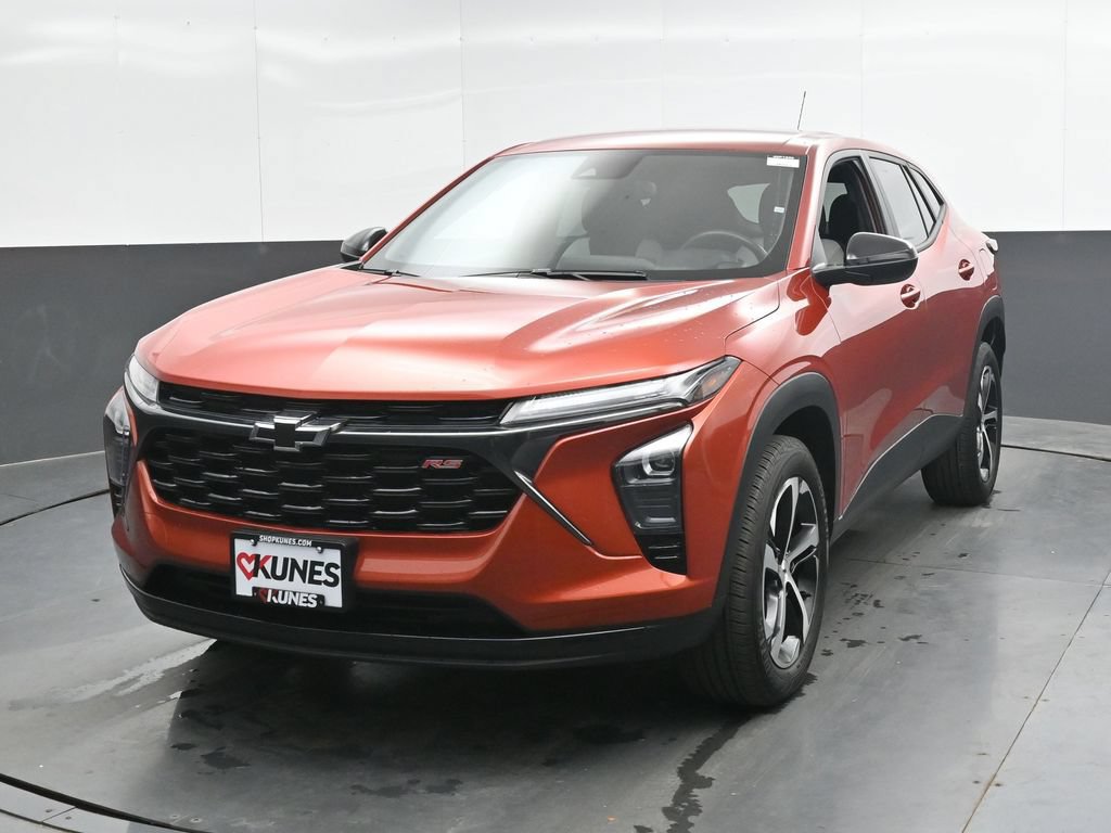 Used 2024 Chevrolet Trax RS FWD image 6
