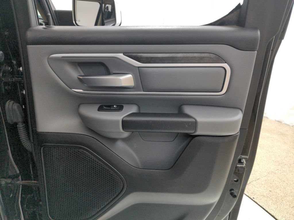 Used 2020 RAM 1500 Big Horn AWD/4WD image 28