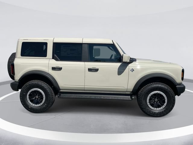 New 2026 Ford Bronco Outer Banks w/ Sasquatch Package AWD/4WD image 3