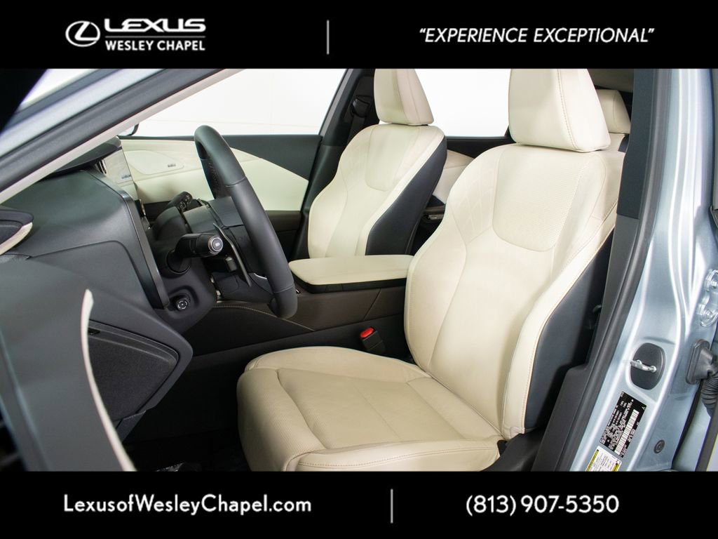 Used 2023 Lexus RX 350 FWD w/ Cold Area Package image 22