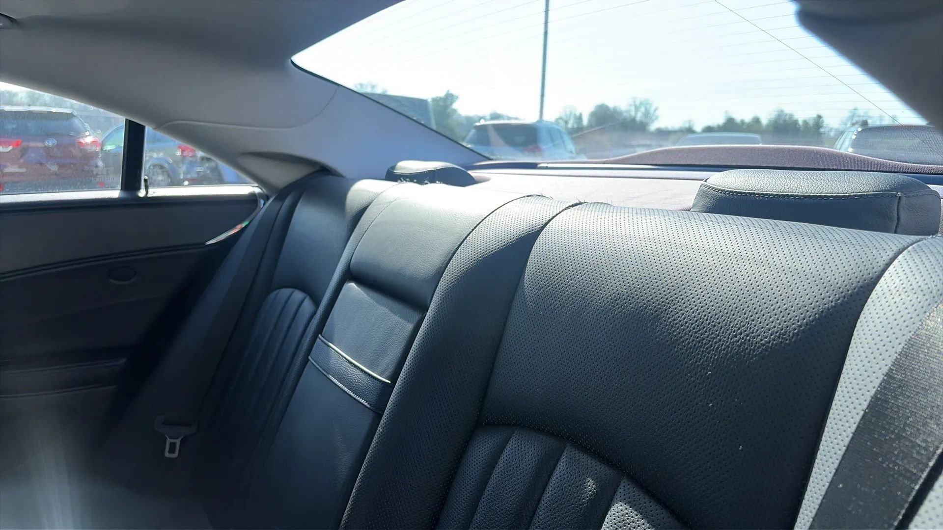 Used 2010 Mercedes-Benz CLS 550 image 35