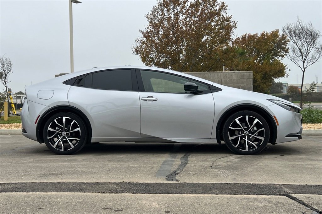Certified 2024 Toyota Prius Prime XSE image 3