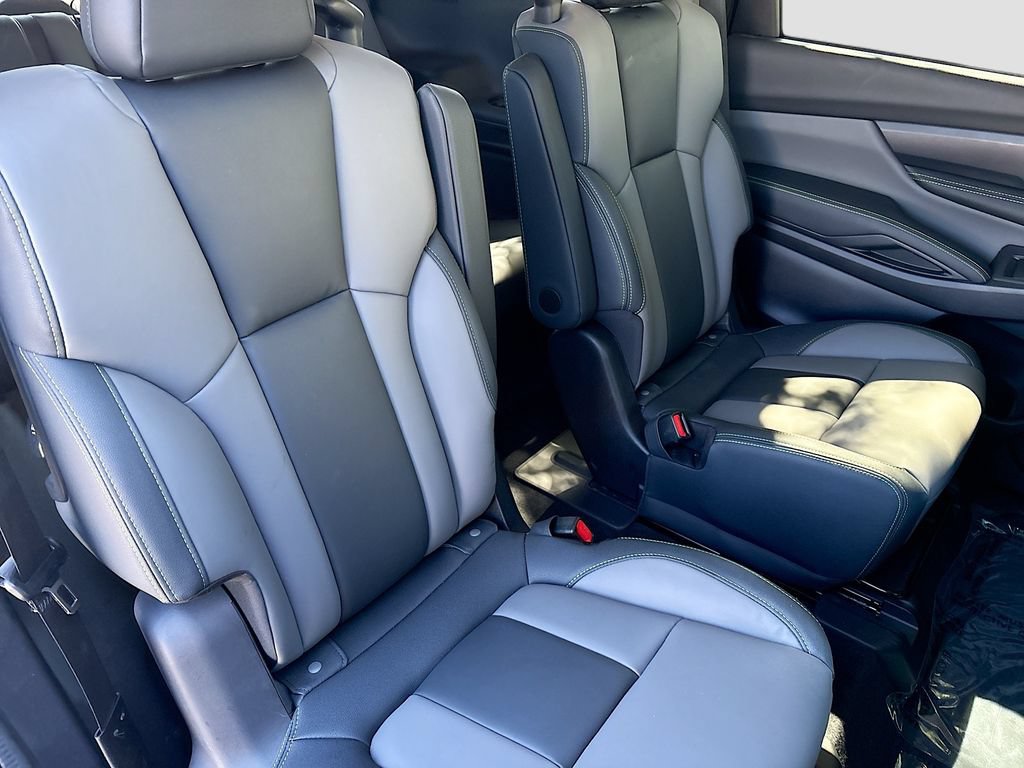 Used 2025 Subaru Ascent Onyx Edition AWD/4WD image 28