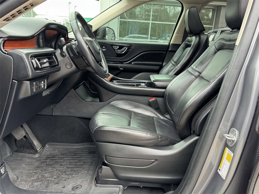 Used 2022 Lincoln Aviator Reserve w/ Elements Package Plus image 19