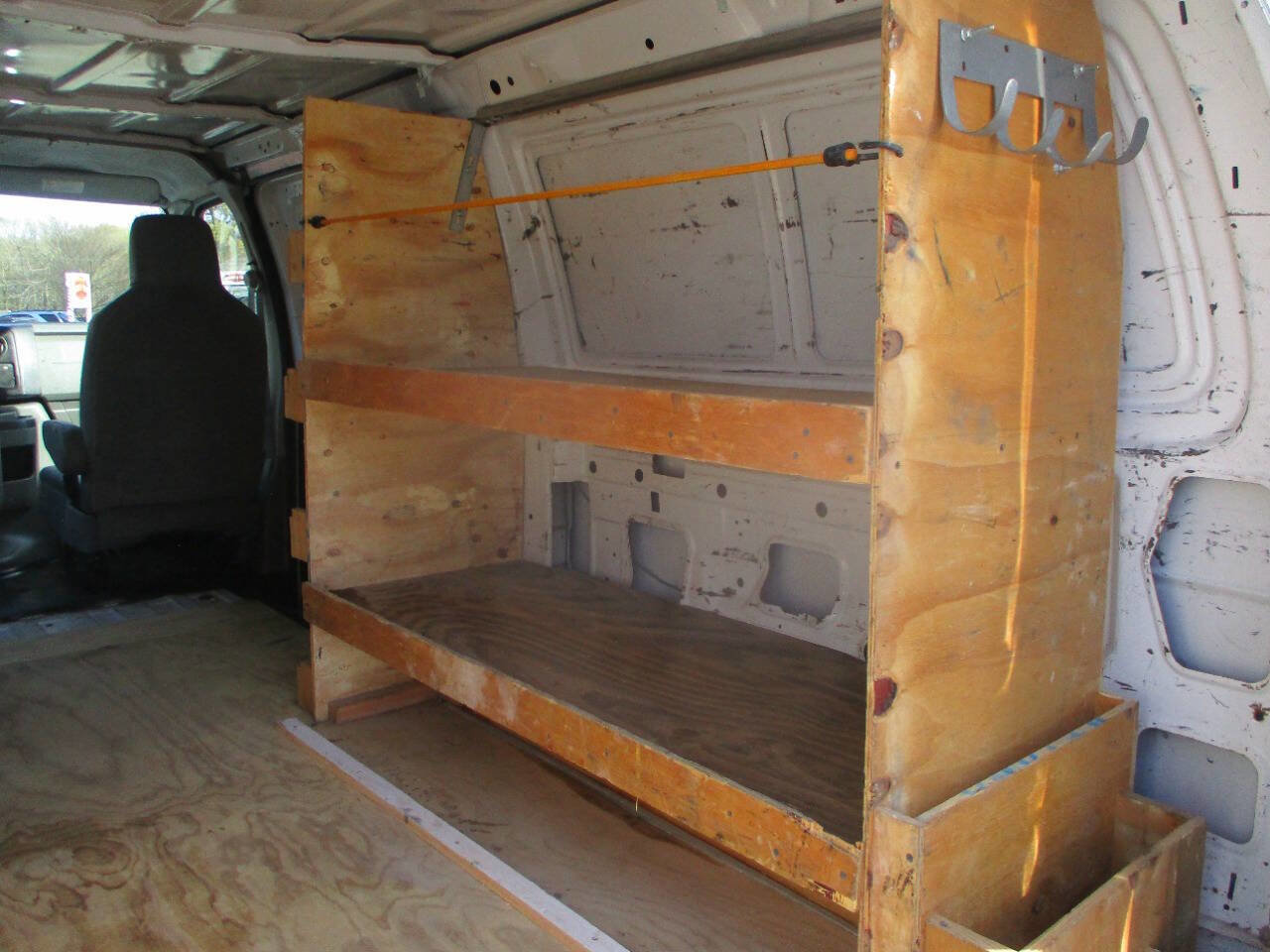 Used 2011 Ford E-250 and Econoline 250 w/ PWR Group image 10
