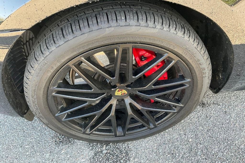 Used 2023 Porsche Macan GTS image 9