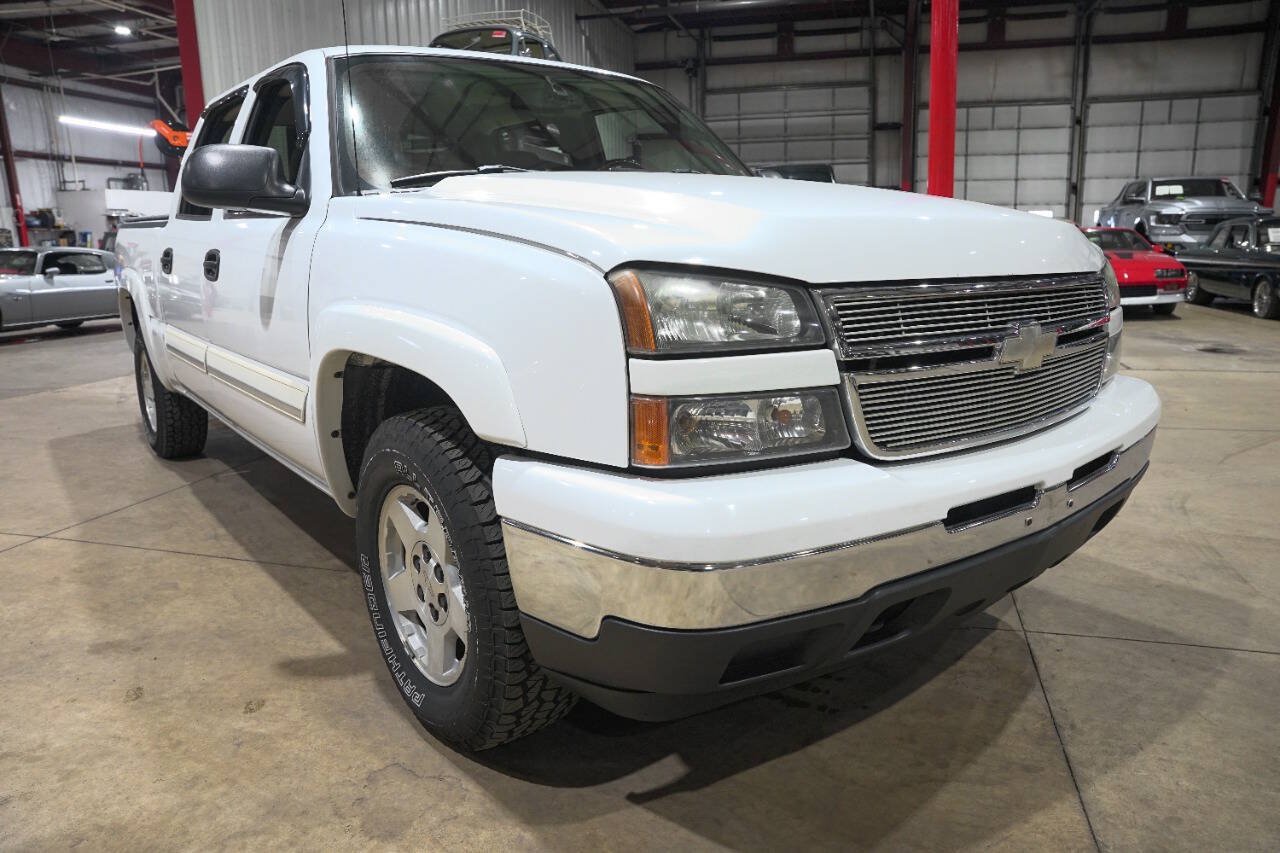 Used 2006 Chevrolet Silverado 1500 LT w/ Light Duty Power Package AWD/4WD image 12