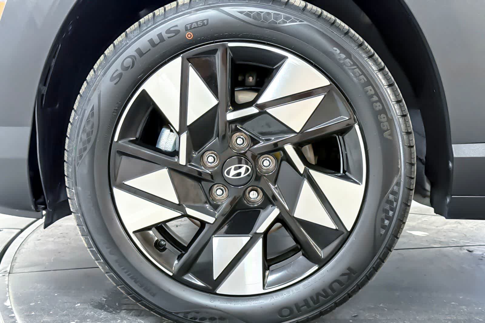 Used 2024 Hyundai Kona SEL FWD image 26