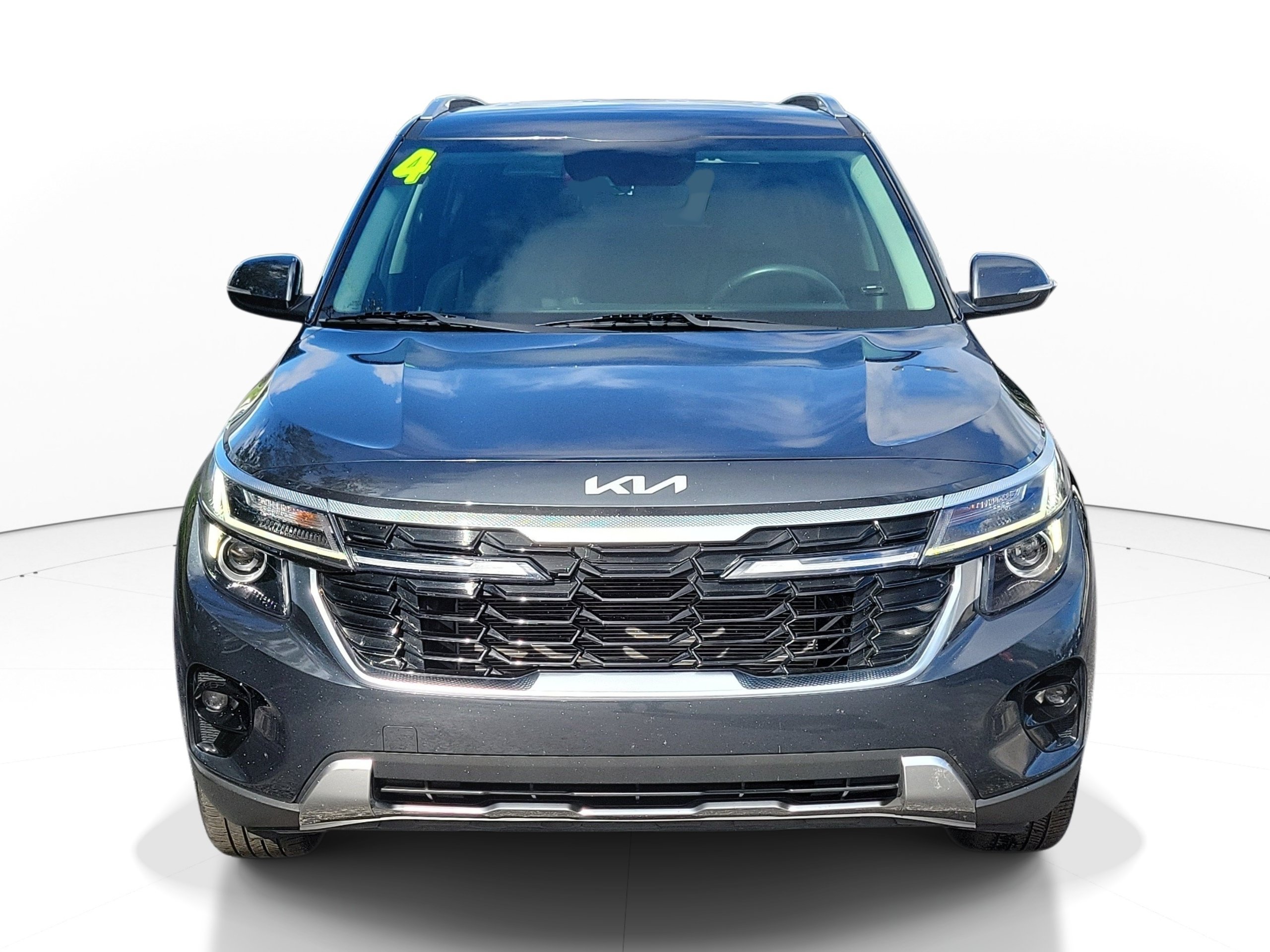 Used 2024 Kia Seltos EX FWD image 6