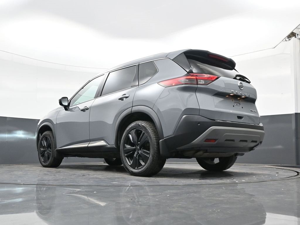 Used 2021 Nissan Rogue SL w/ Premium Package image 22