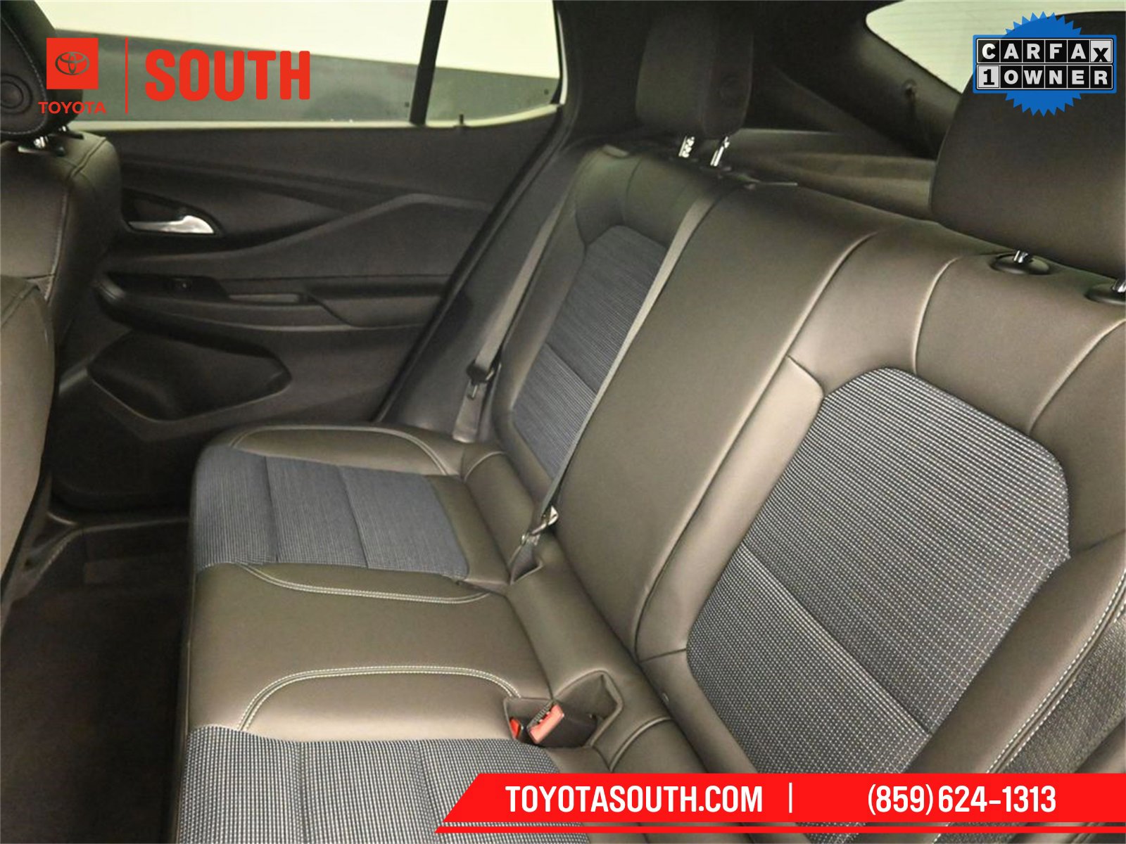 Used 2025 Buick Envista Preferred w/ Convenience II Package image 27