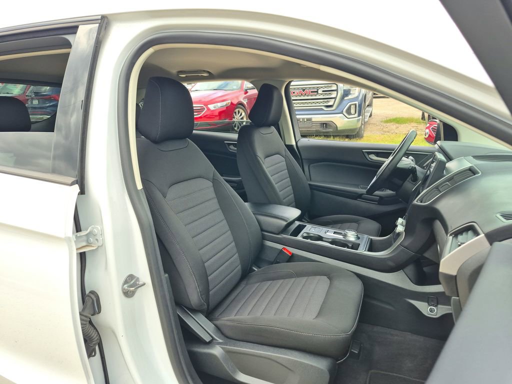 Used 2024 Ford Edge SE image 23