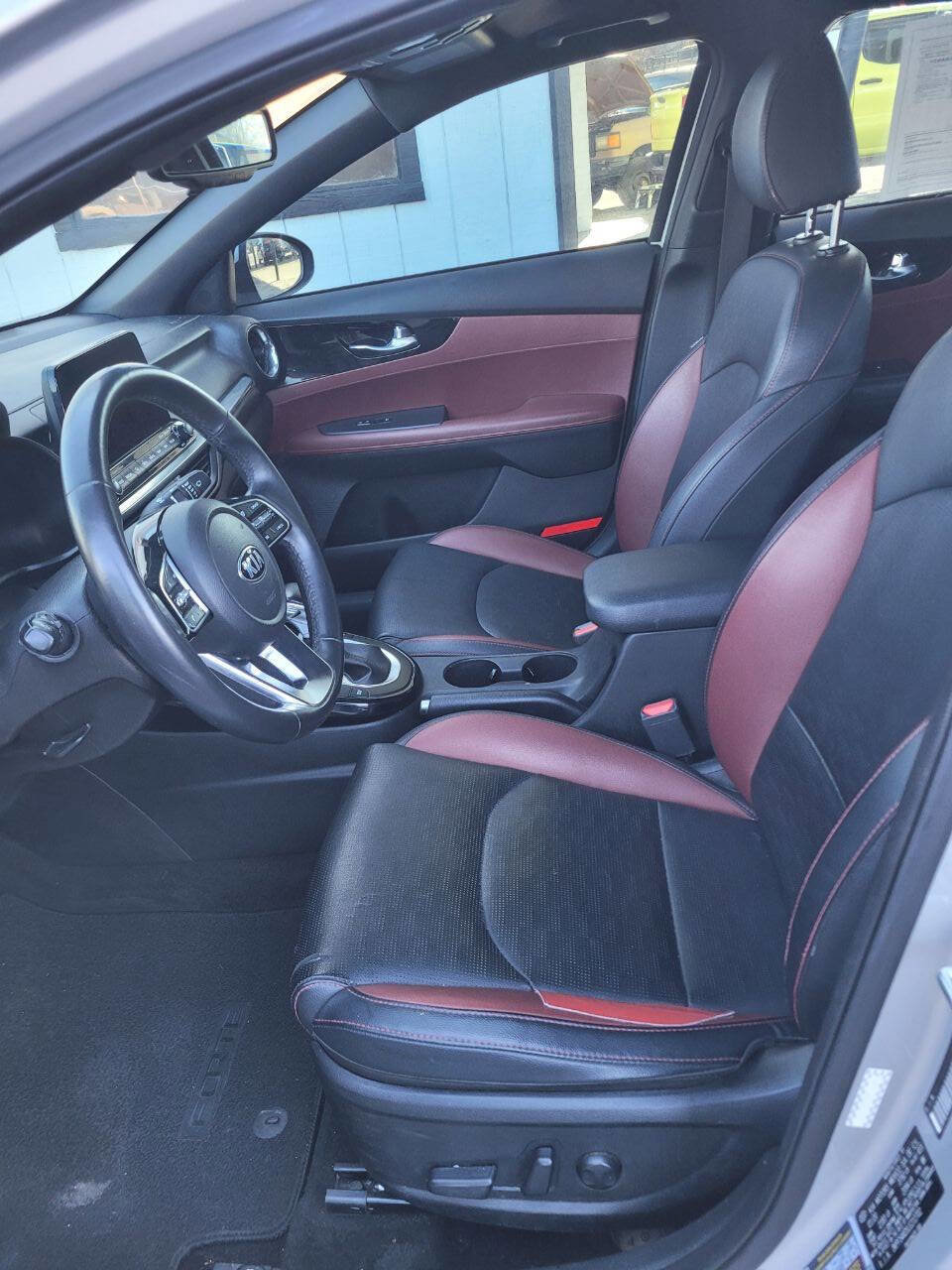 Used 2020 Kia Forte EX w/ EX Special Edition image 9