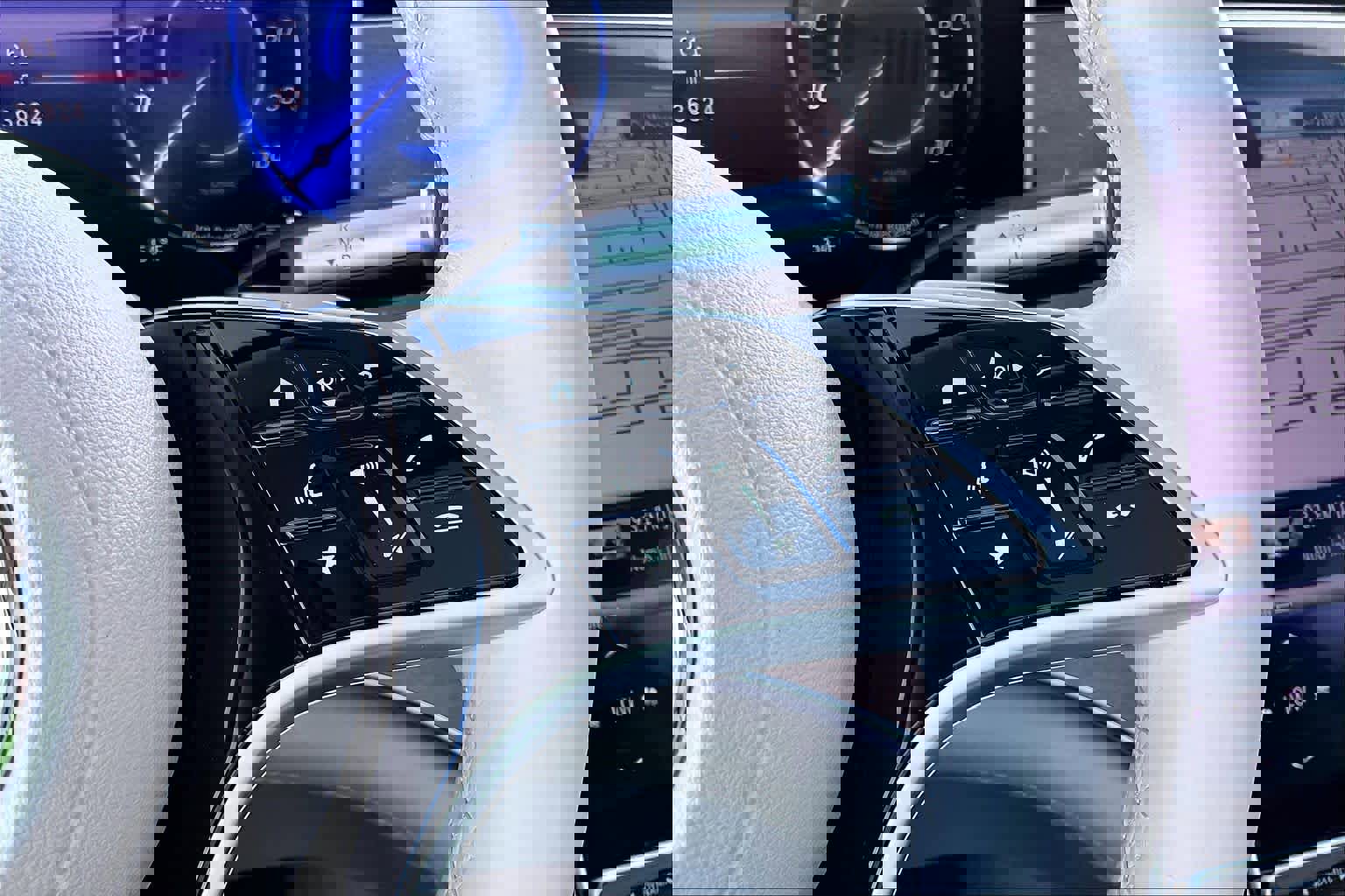 Used 2023 Mercedes-Benz EQS 450+ SUV image 25