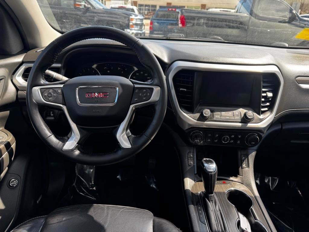 Used 2018 GMC Acadia SLT w/ LPO, Floor Liner Package AWD/4WD image 21