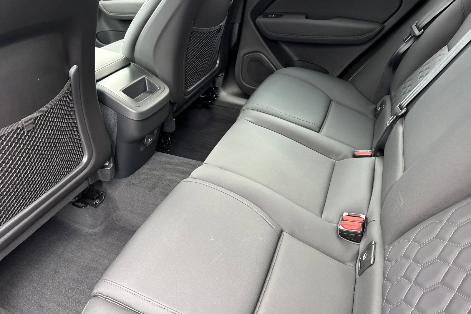 Certified 2026 Volvo XC60 B5 Plus w/ Climate Package PRO image 12