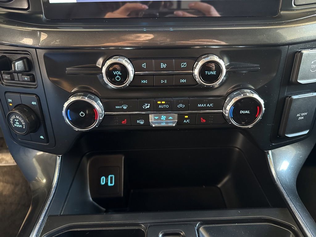 Used 2022 Ford F150 XLT w/ Equipment Group 302A High image 15