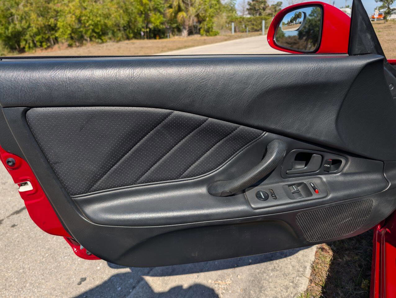 Used 2001 Honda S2000 image 10