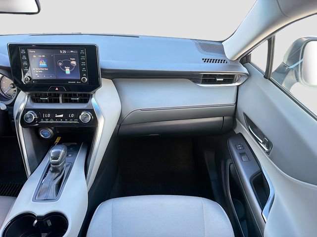 Used 2021 Toyota Venza LE AWD/4WD image 18