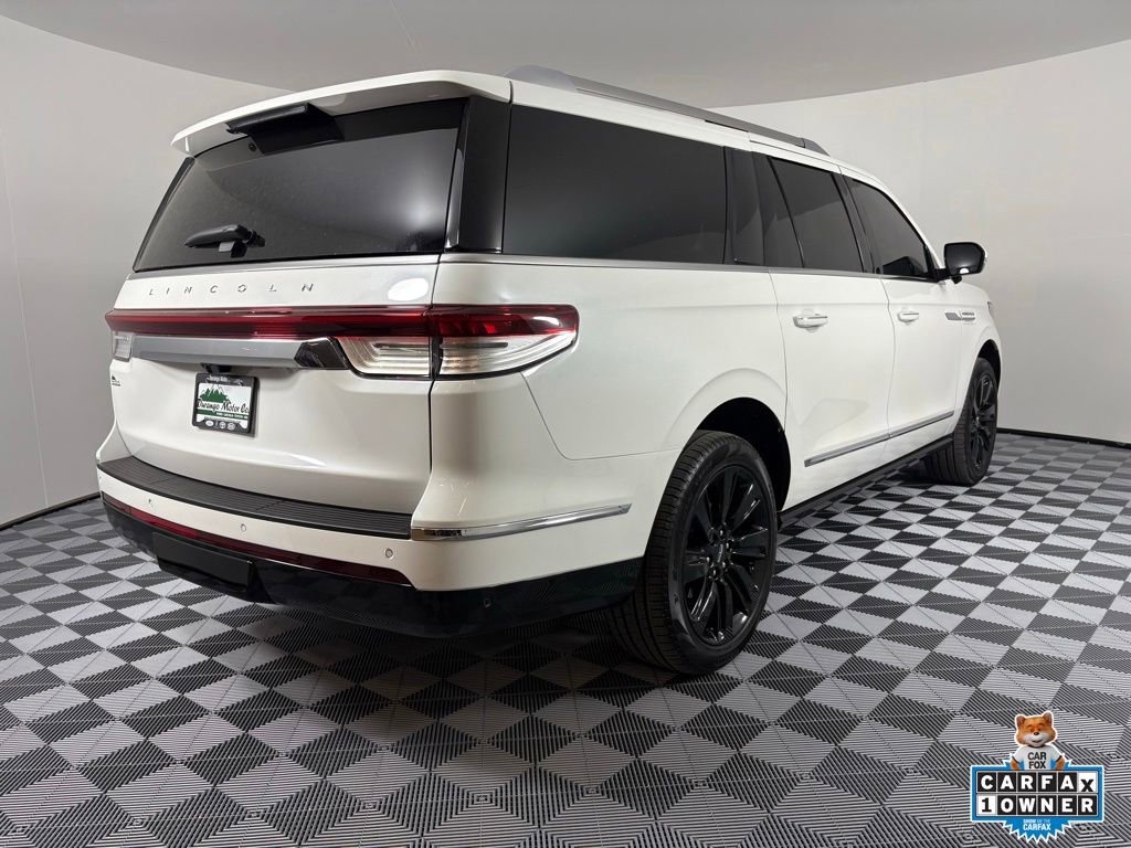 Used 2024 Lincoln Navigator L Reserve AWD/4WD image 8
