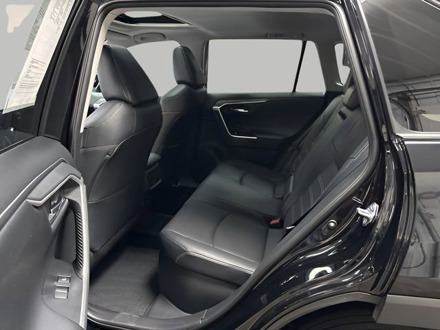 Used 2019 Toyota RAV4 Limited image 27