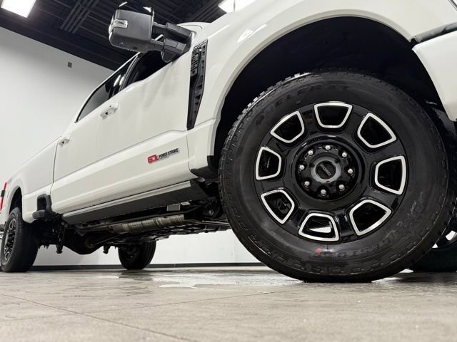 New 2025 Ford F350 Platinum w/ FX4 Off-Road Package image 2
