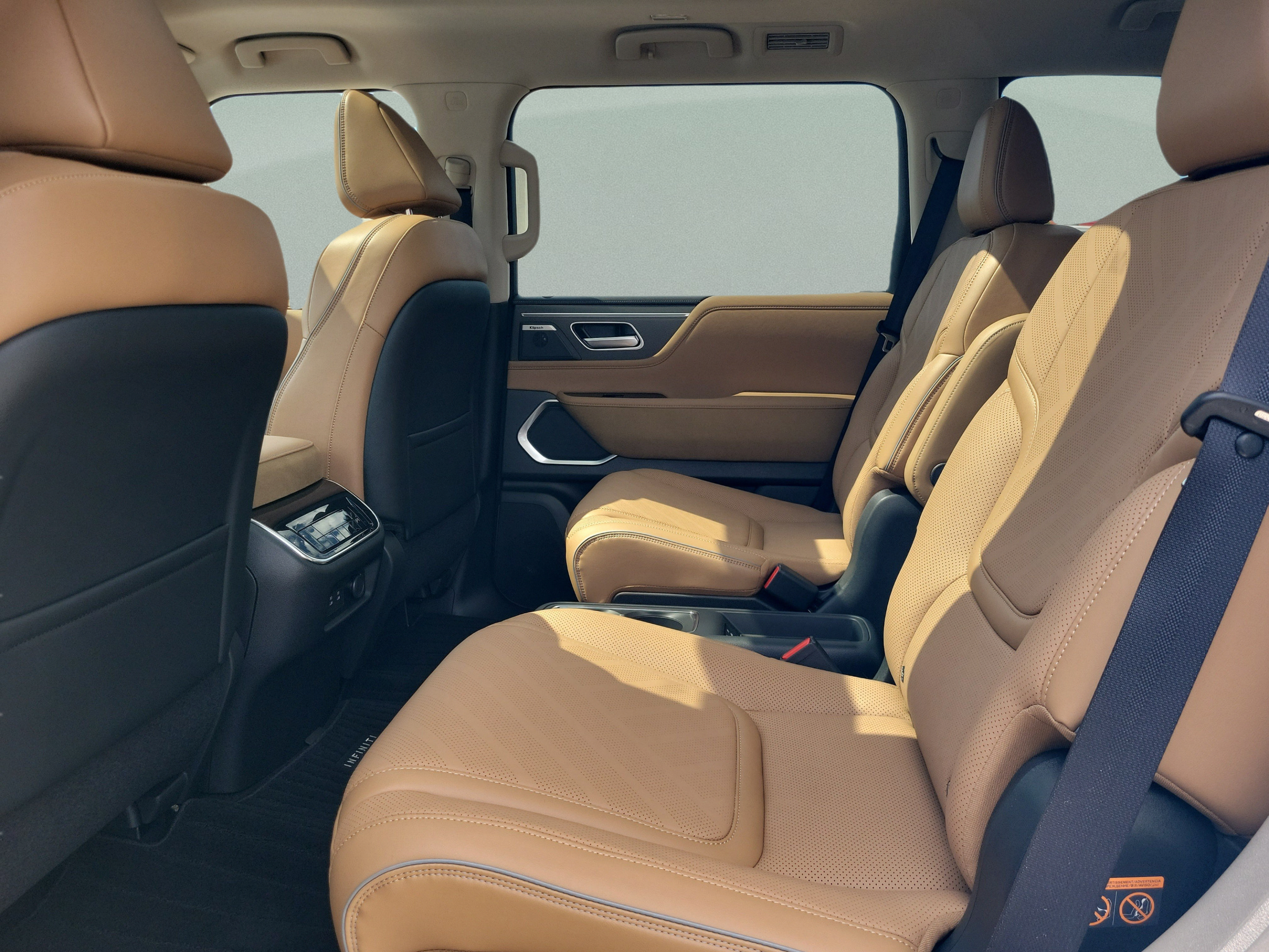 New 2027 INFINITI QX80 Luxe w/ Cargo Package RWD image 15