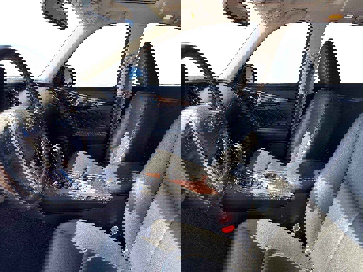 Used 2018 INFINITI Q50 Luxe image 10