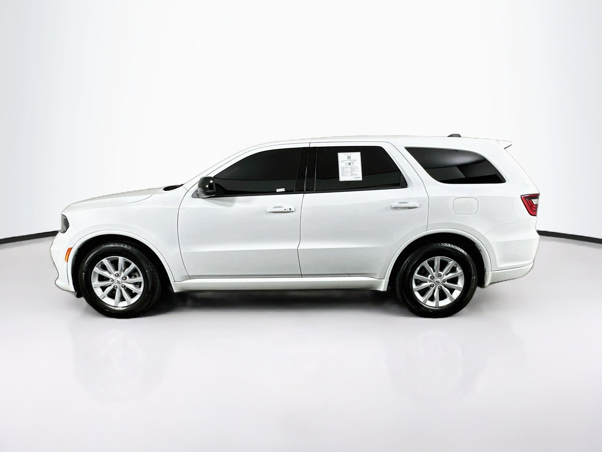 Used 2025 Dodge Durango GT RWD image 4