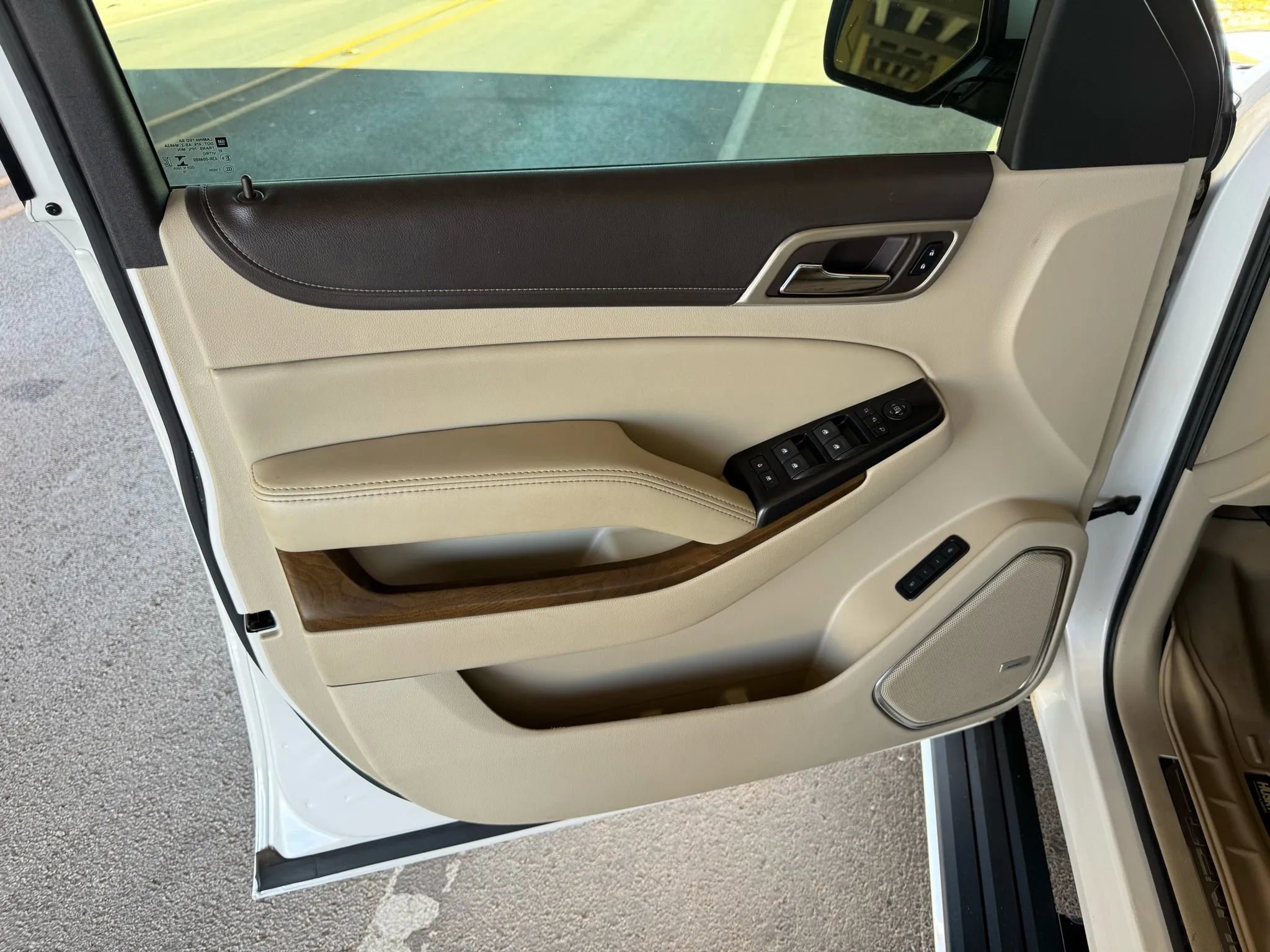 Used 2019 GMC Yukon Denali w/ Denali Ultimate Package image 10