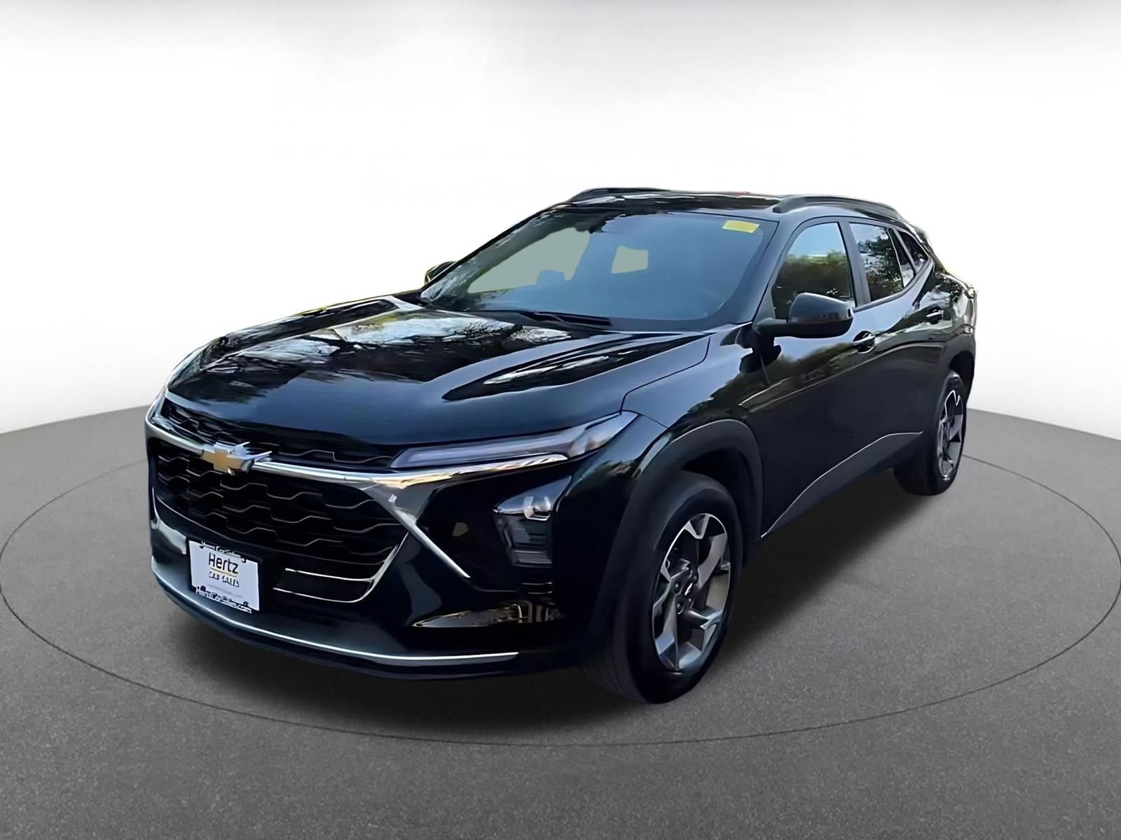 Used 2025 Chevrolet Trax LT FWD image 7