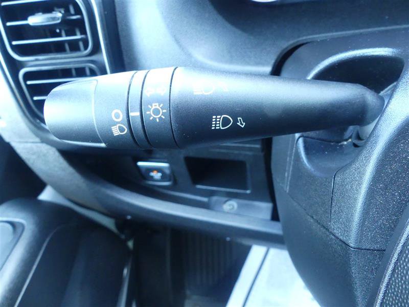 Used 2025 RAM ProMaster 2500 w/ U-Haul Equipment Group FWD image 17
