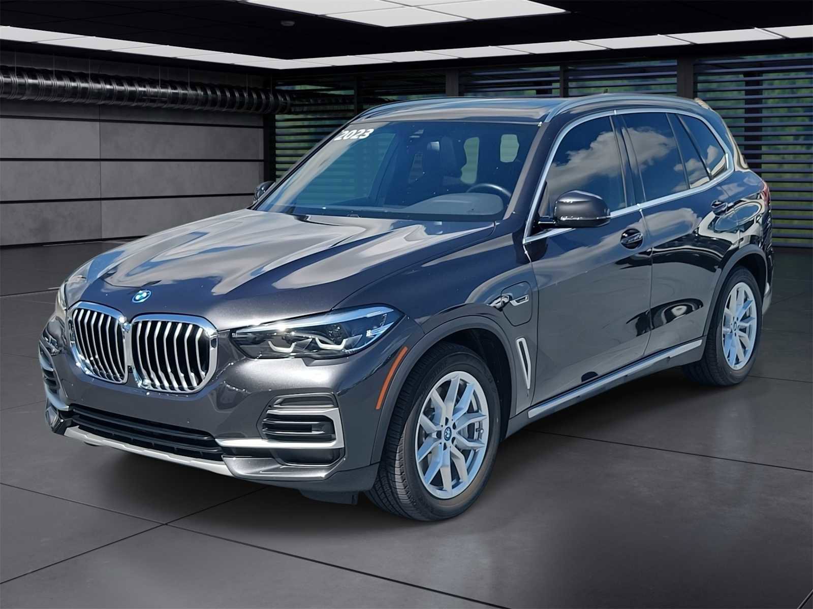 Used 2023 BMW X5 xDrive45e