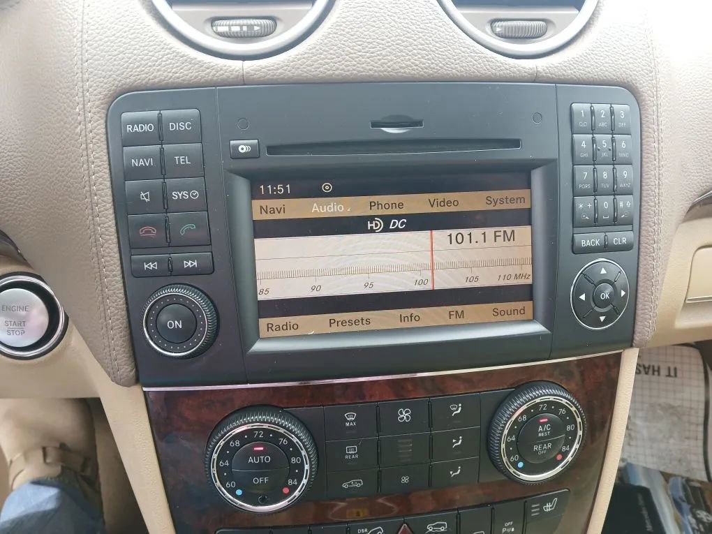 Used 2009 Mercedes-Benz GL 450 4MATIC image 11