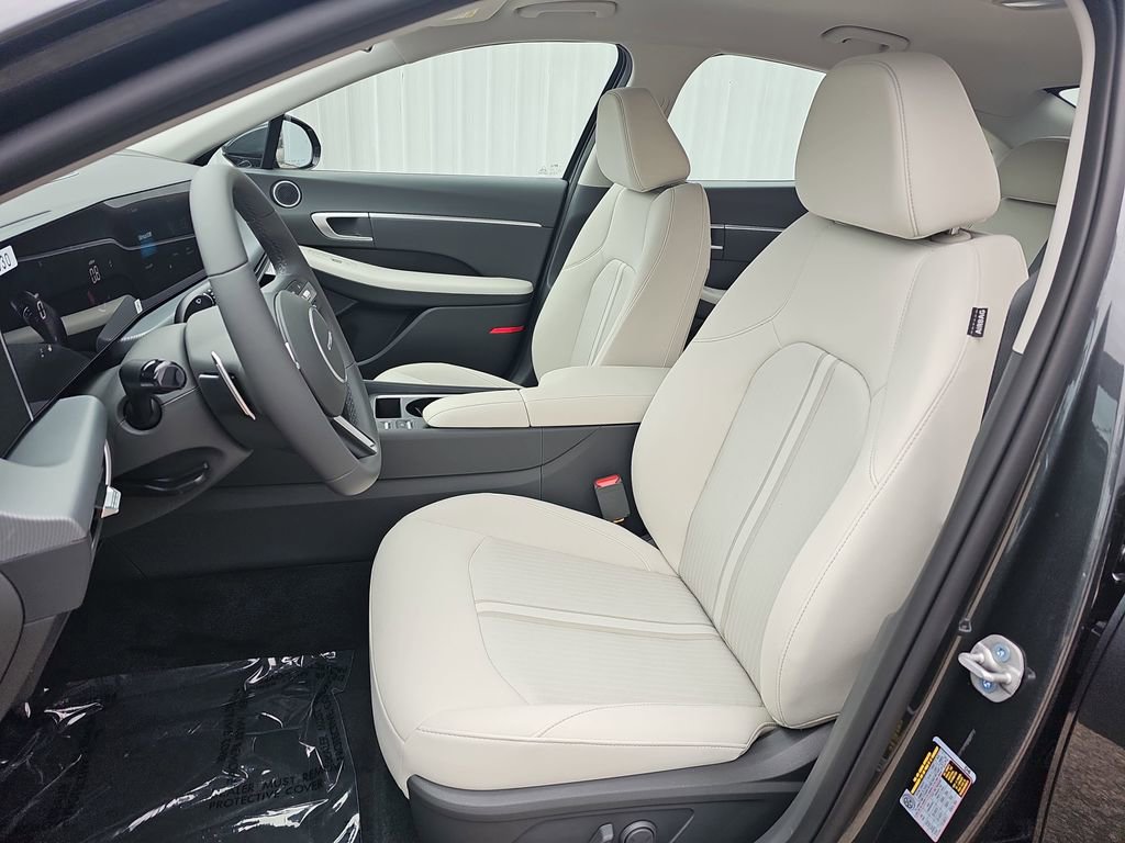 New 2026 Hyundai Sonata SEL FWD image 14