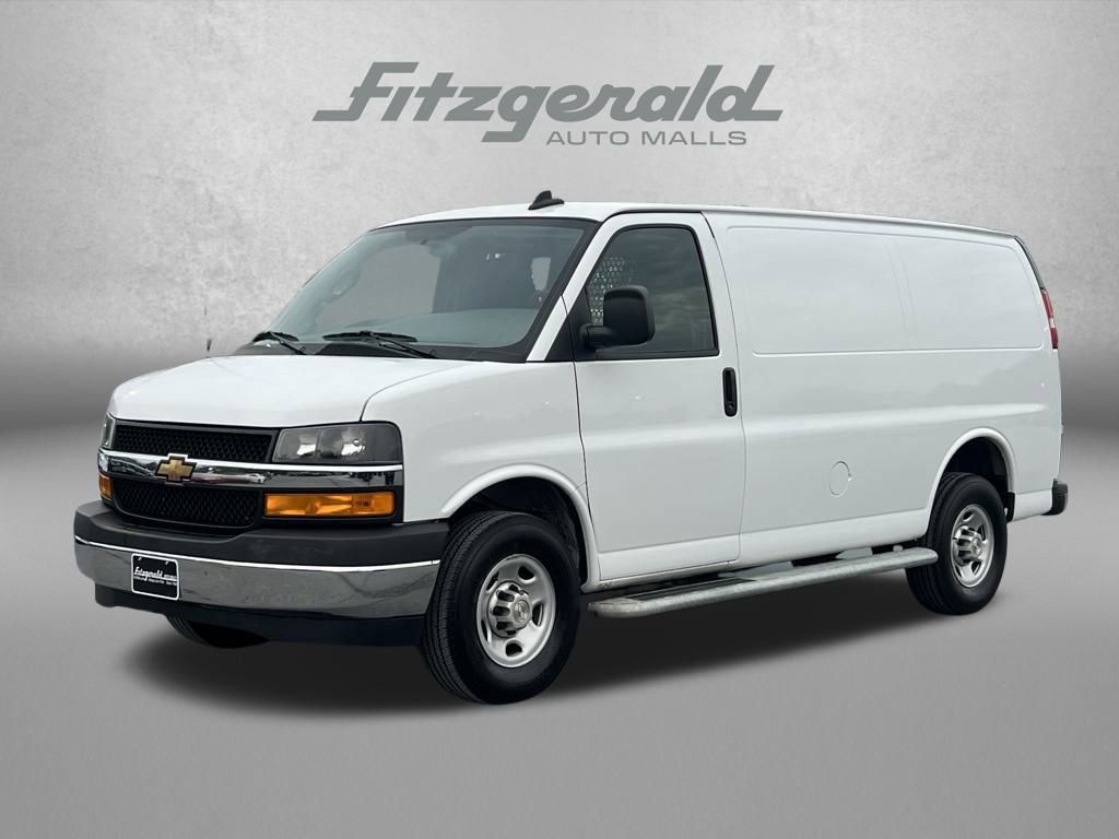 Used 2024 Chevrolet Express 2500 Work Van w/ Driver Convenience Package image 2