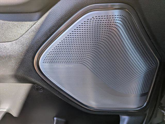 Used 2020 RAM 1500 Limited image 17