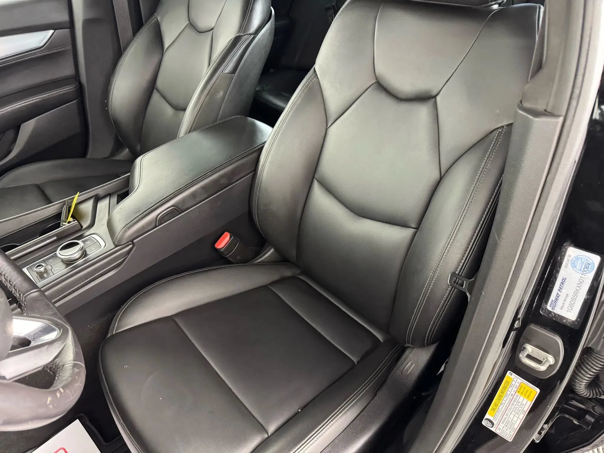 Used 2022 Cadillac CT5 Luxury w/ Cold Weather Package AWD/4WD image 33