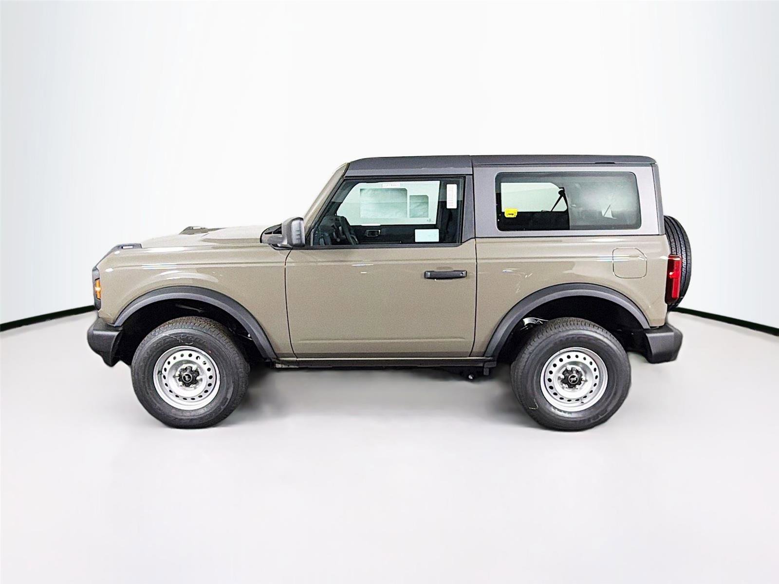 New 2025 Ford Bronco 2-Door image 4