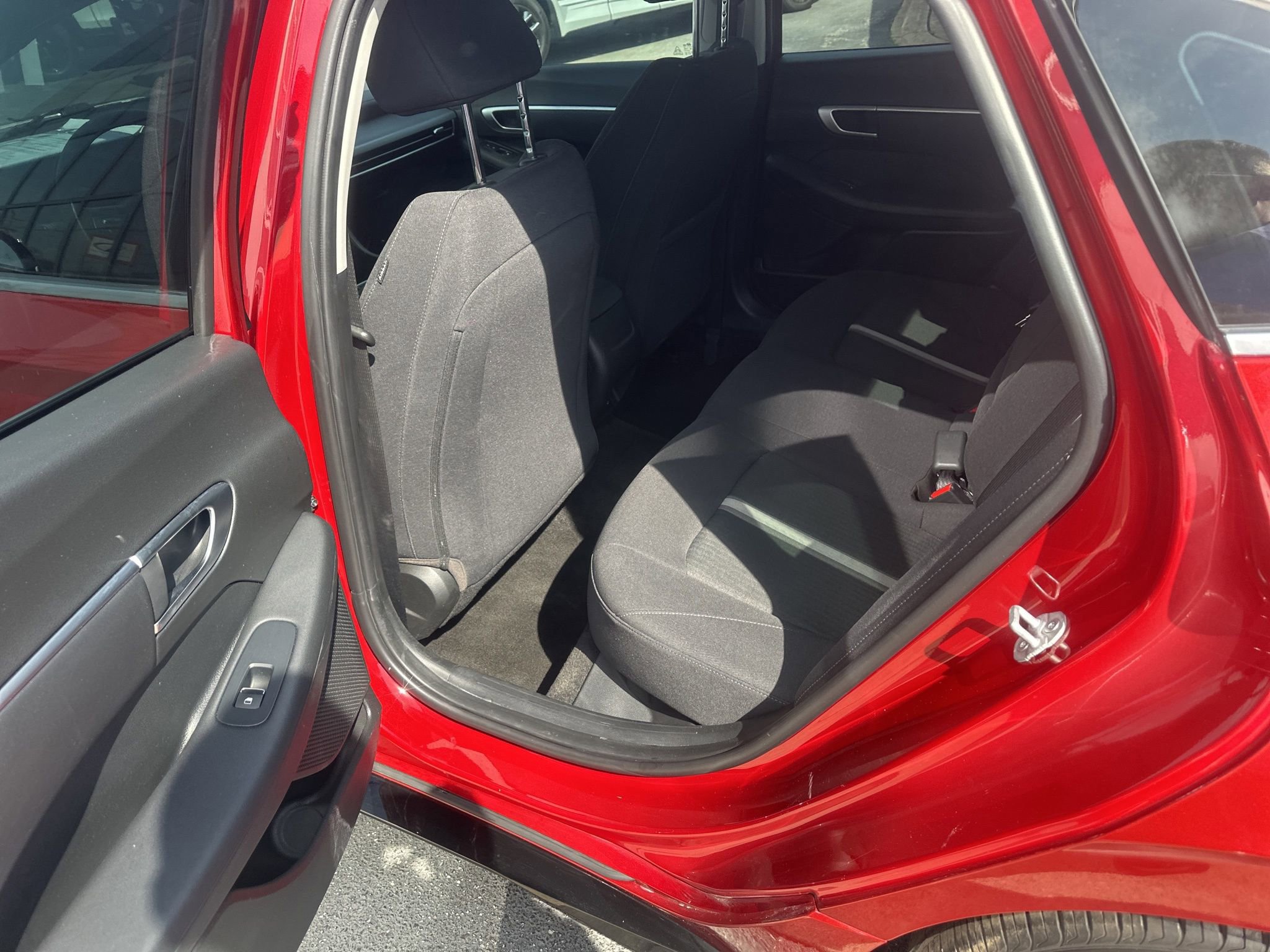 Used 2025 Hyundai Sonata SEL FWD image 14
