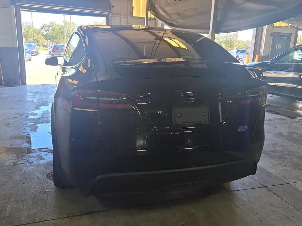 Used 2023 Tesla Model X Plaid AWD/4WD image 4
