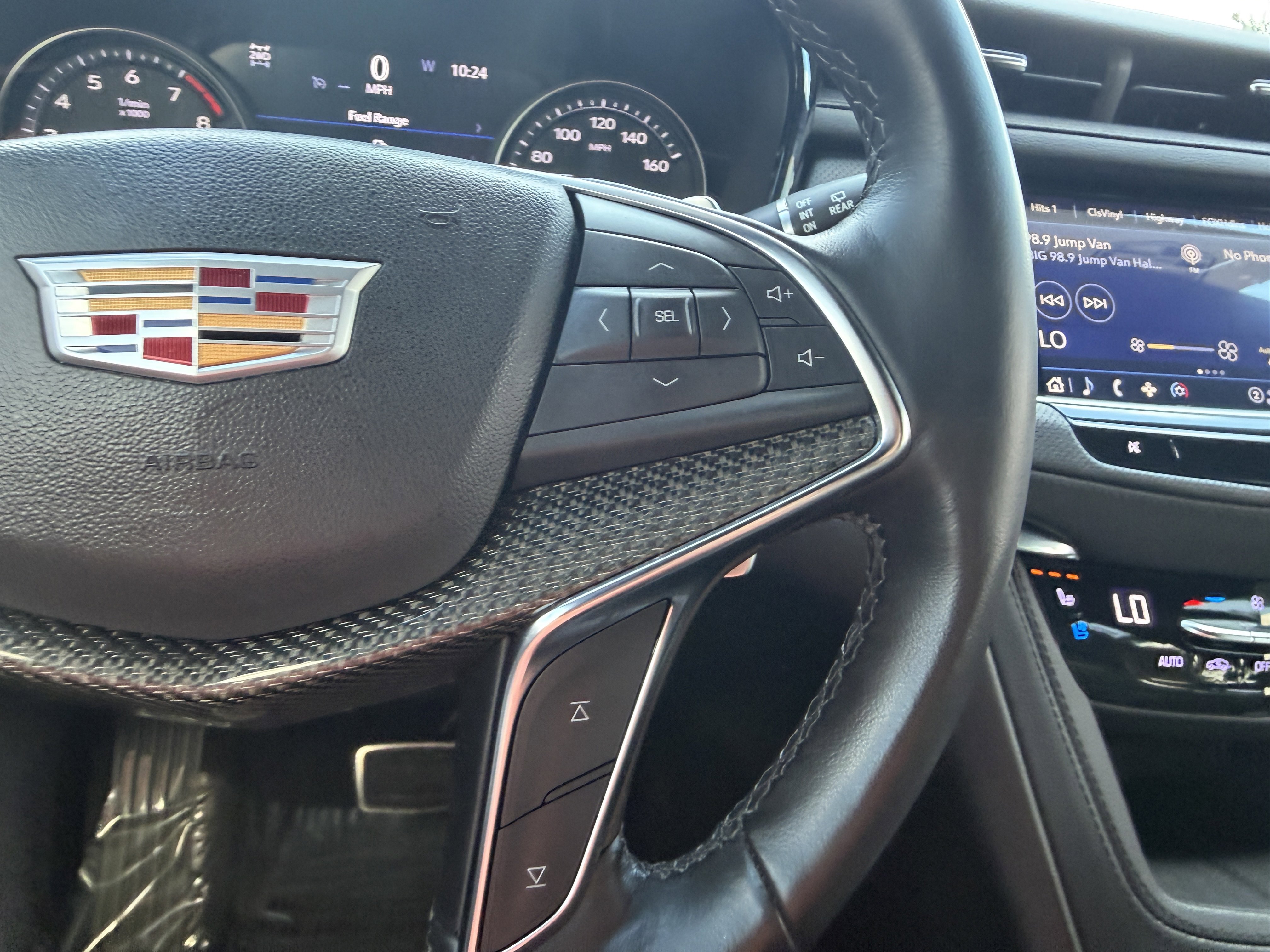 Certified 2022 Cadillac XT5 Sportv w/ Technology Package AWD/4WD image 29