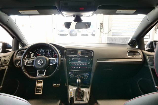 Used 2019 Volkswagen GTI Autobahn image 17