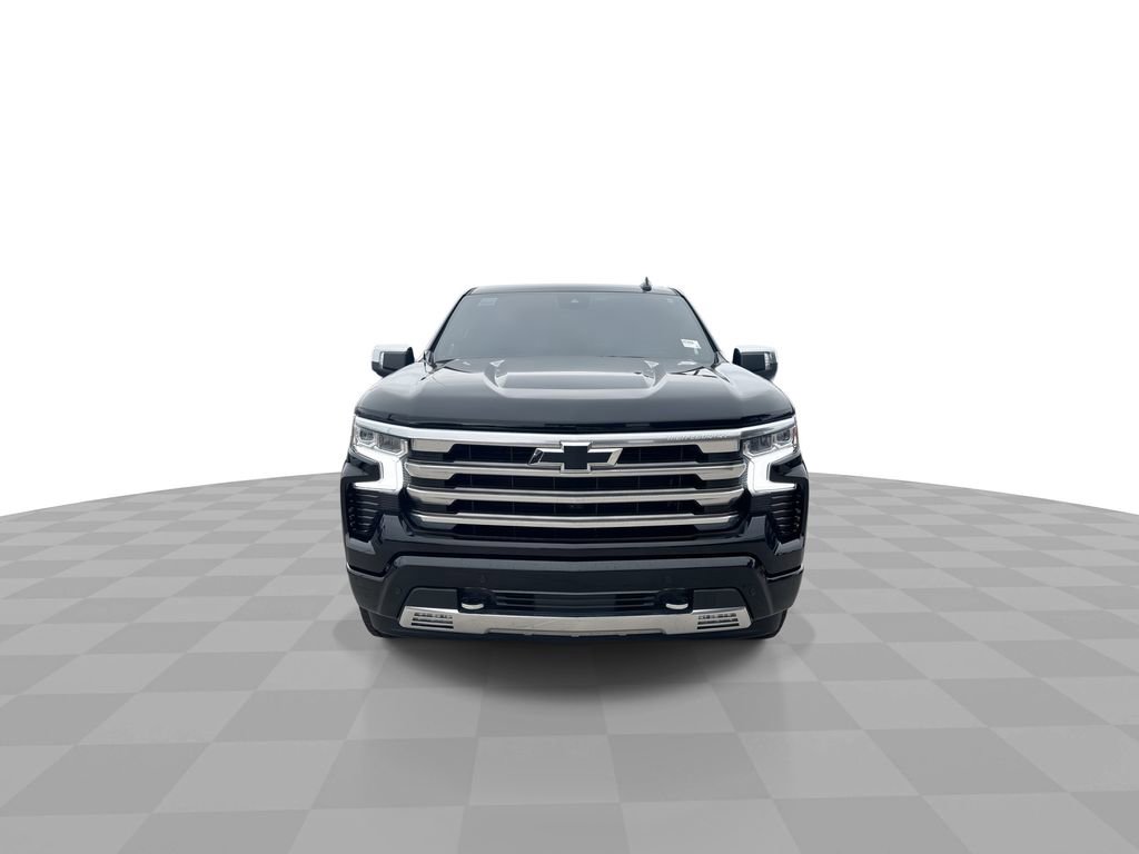 Used 2024 Chevrolet Silverado 1500 High Country w/ Technology Package image 4