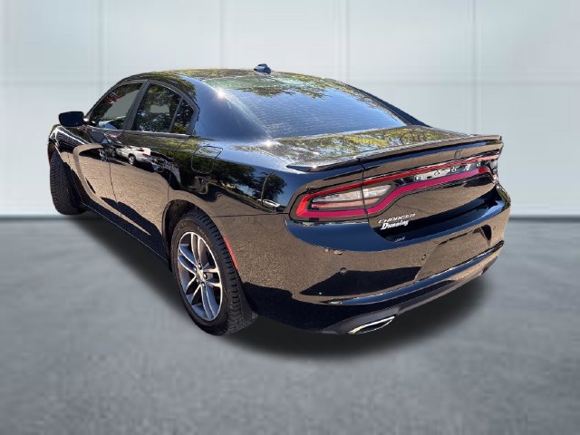 Used 2019 Dodge Charger SXT AWD/4WD image 2