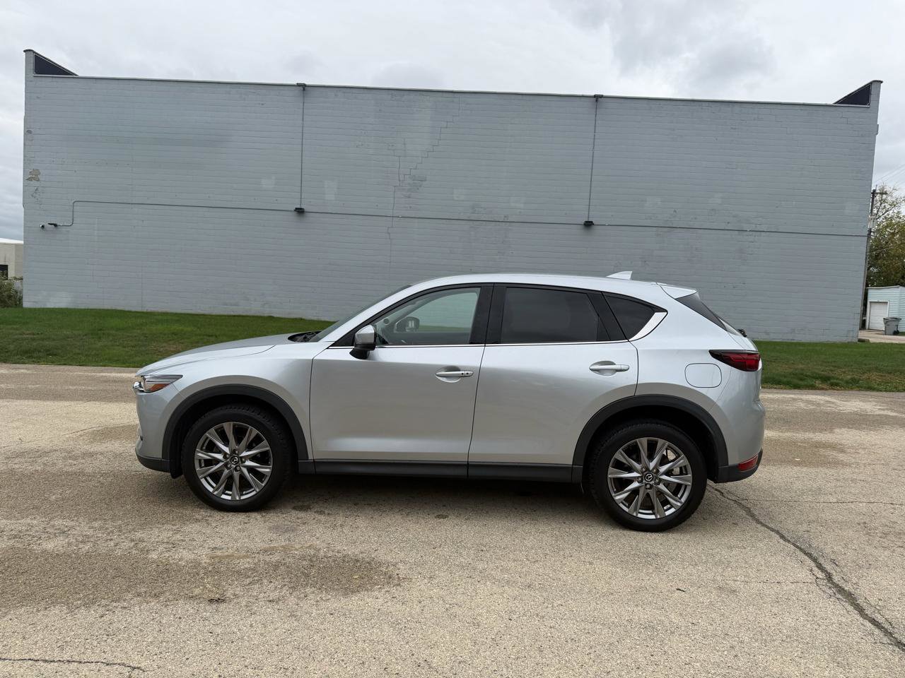Used 2021 MAZDA CX-5 Grand Touring AWD/4WD image 4