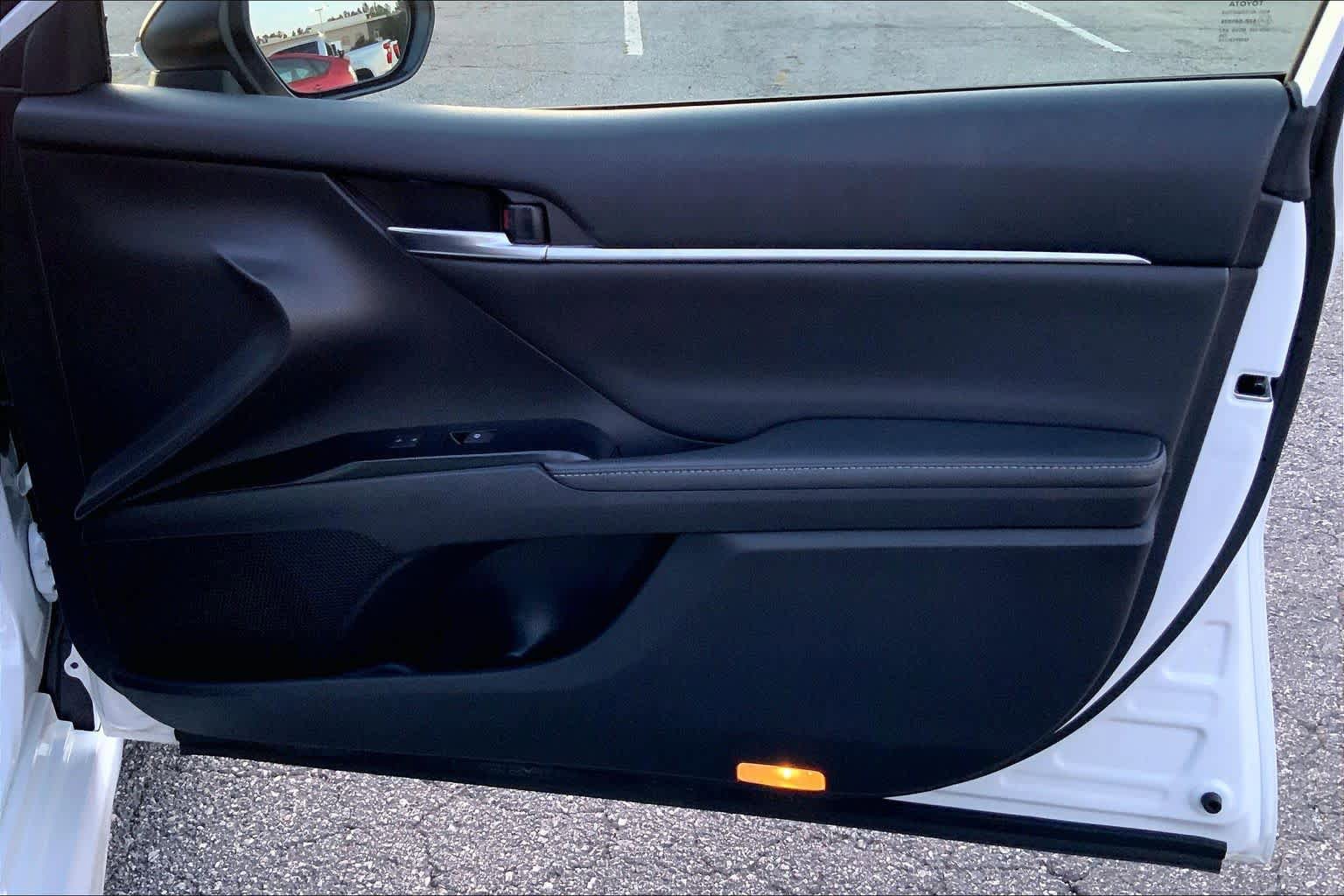 Used 2019 Toyota Camry XSE FWD image 22