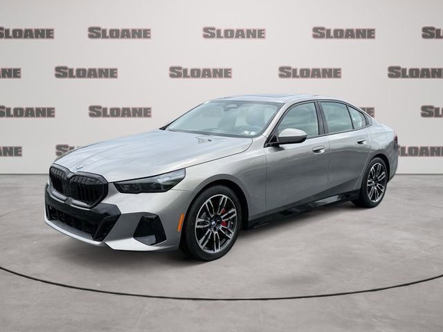 New 2027 BMW 540i xDrive AWD/4WD image 1